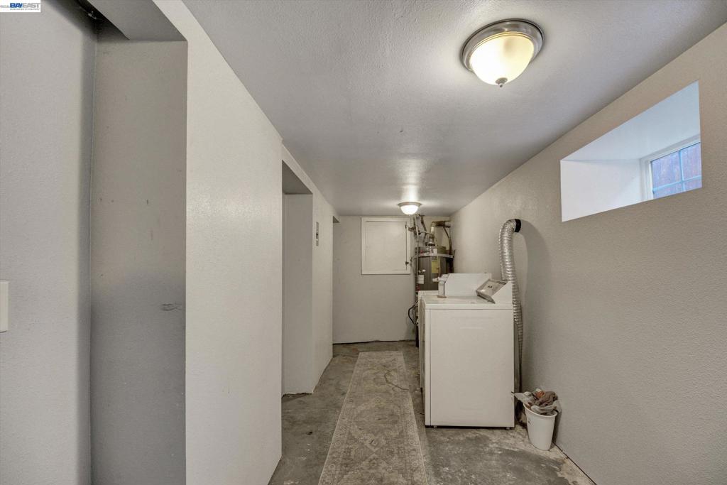 123 Euclid Property Photo 37