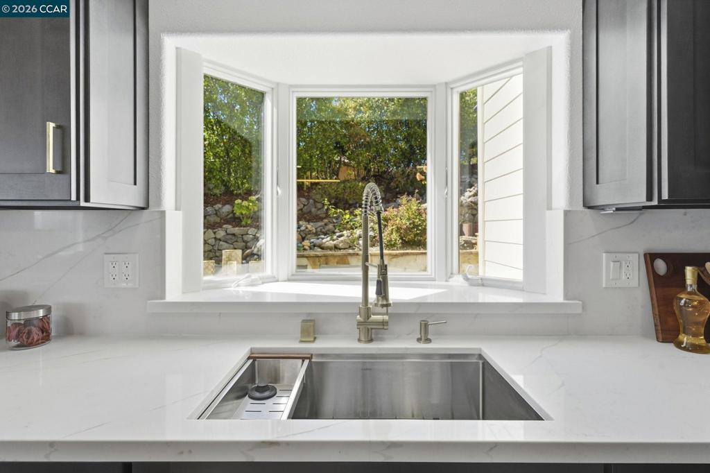 20 Surmont Ct Property Photo 23