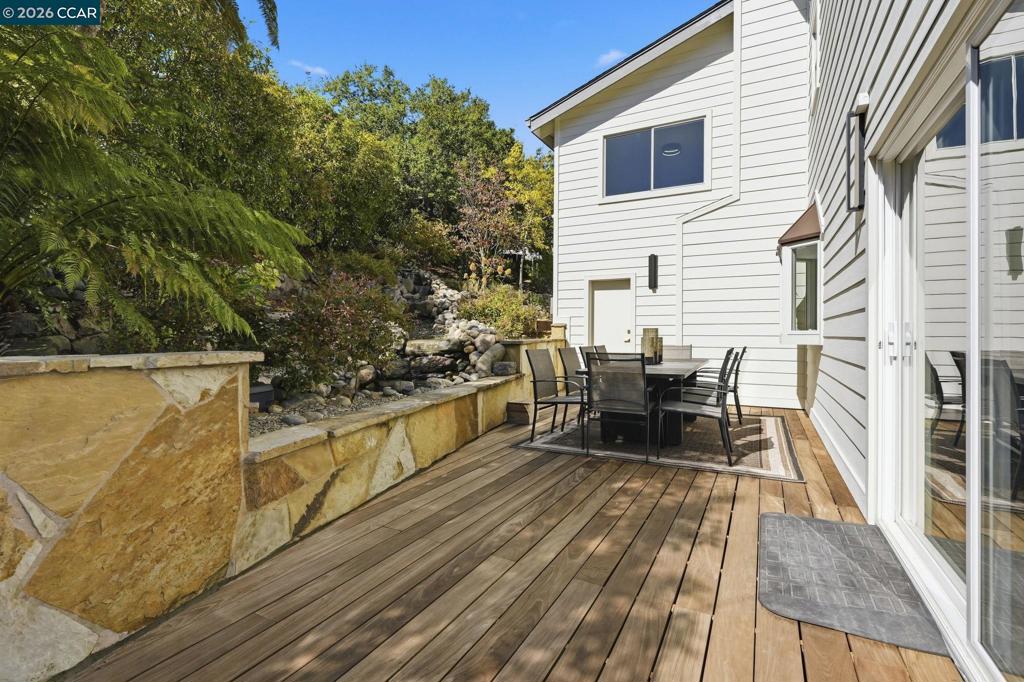 20 Surmont Ct Property Photo 32