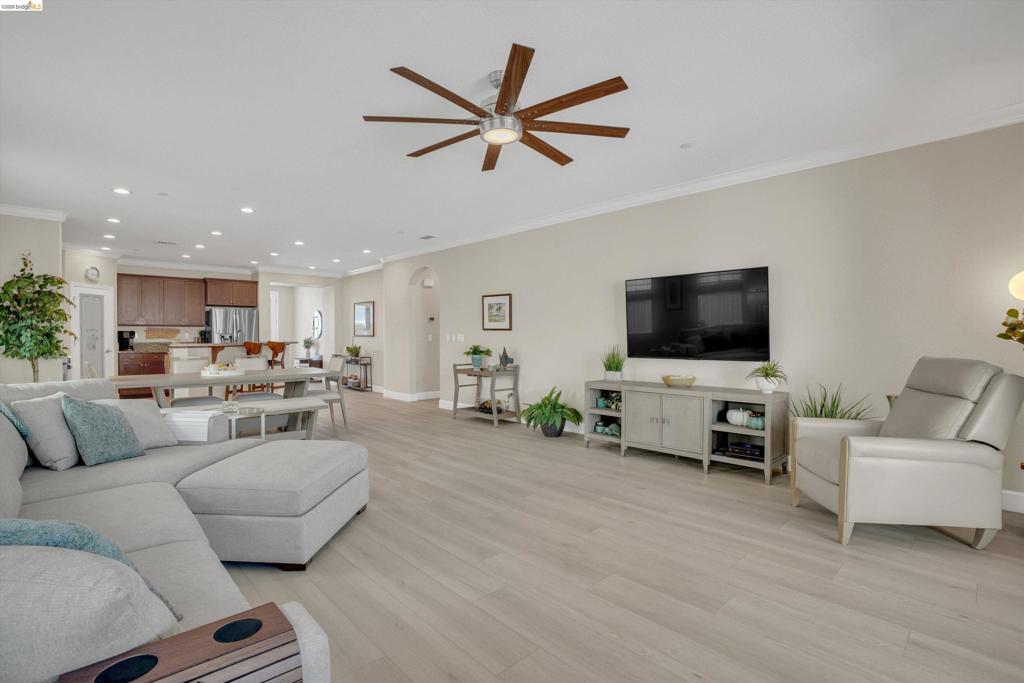 9833 Key West Way Property Photo 19
