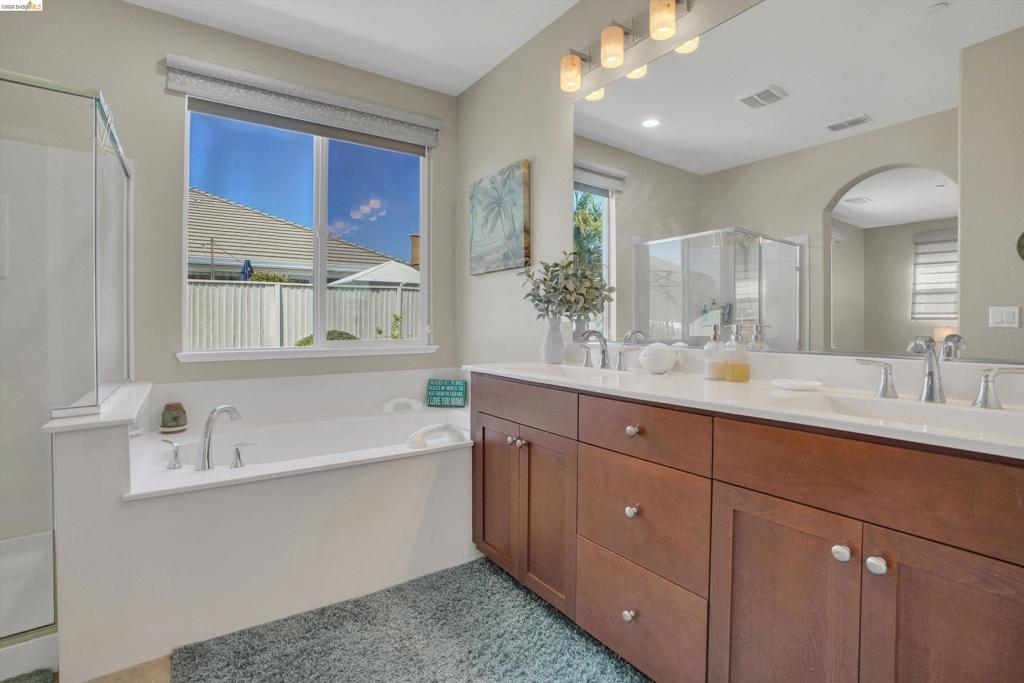 9833 Key West Way Property Photo 23