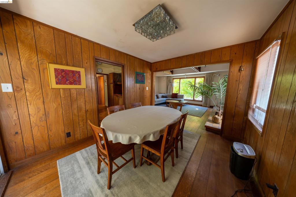 40 Harbord Ct Property Photo 6