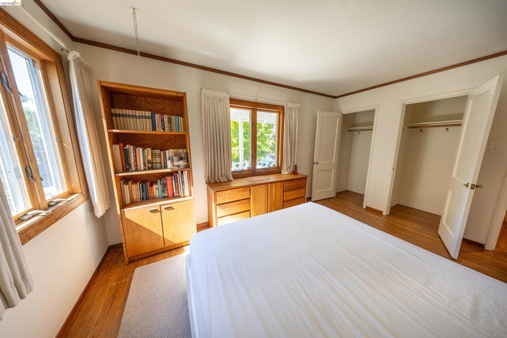 40 Harbord Ct Property Photo 12
