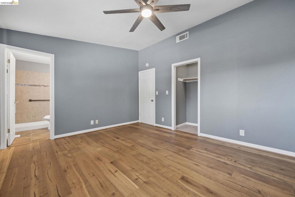 1055 Fox Meadow Way Property Photo 9