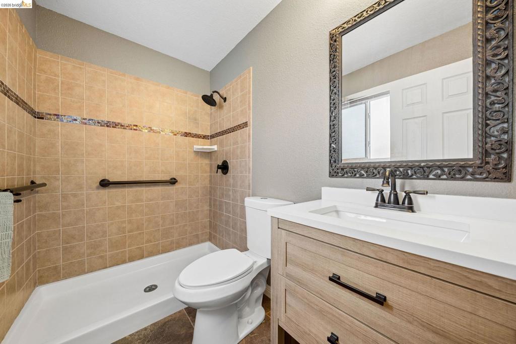1055 Fox Meadow Way Property Photo 10