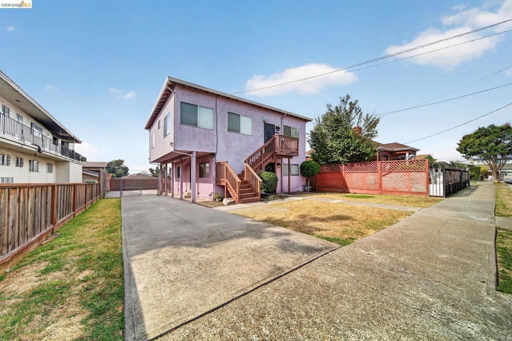5445 Crittenden St Property Photo 3