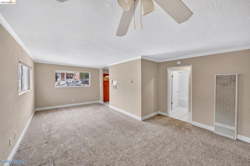 5445 Crittenden St Property Photo 7