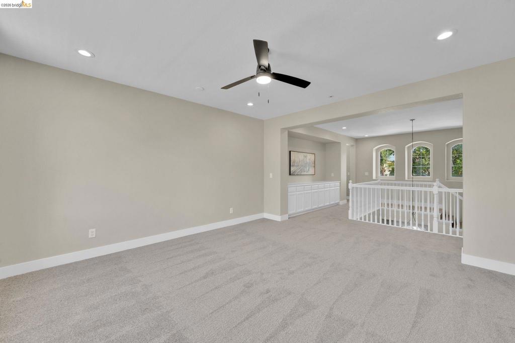1060 Berkshire Ct Property Photo 38