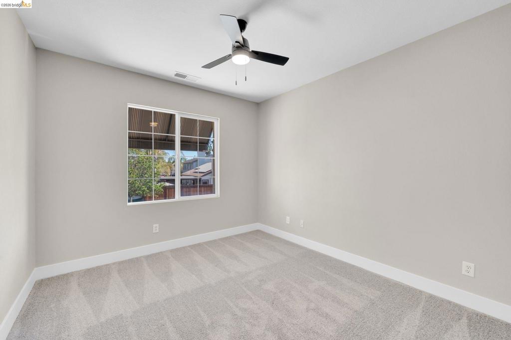 1060 Berkshire Ct Property Photo 42