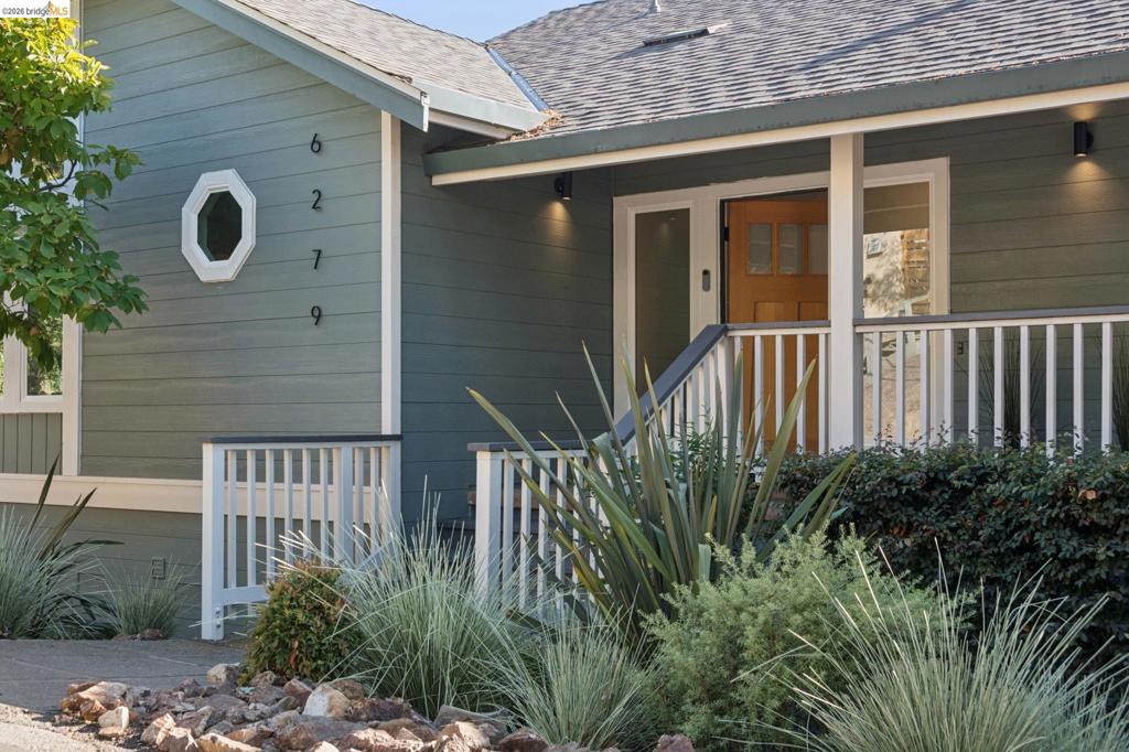 6279 Leona St Property Photo 6