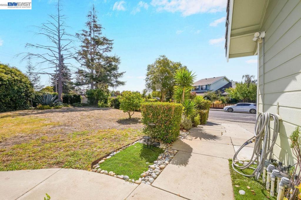 4101 Hanford St Property Photo 8