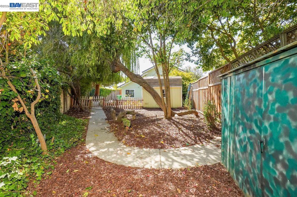 4101 Hanford St Property Photo 16