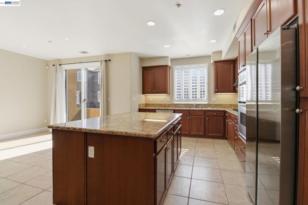 6053 Dalton Way Property Photo 6