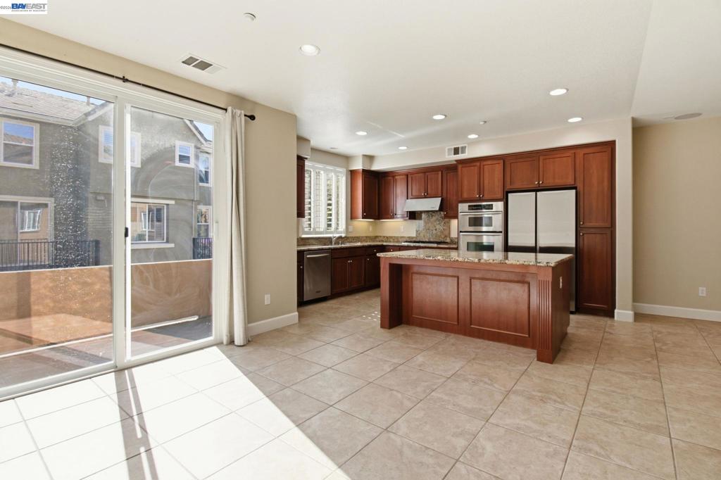 6053 Dalton Way Property Photo 9