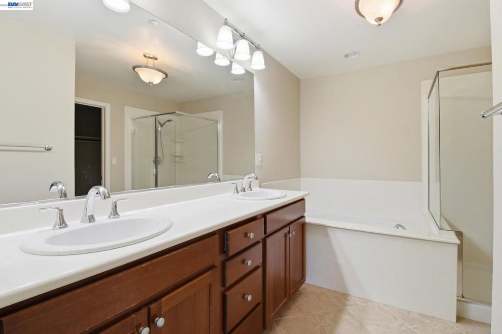6053 Dalton Way Property Photo 20
