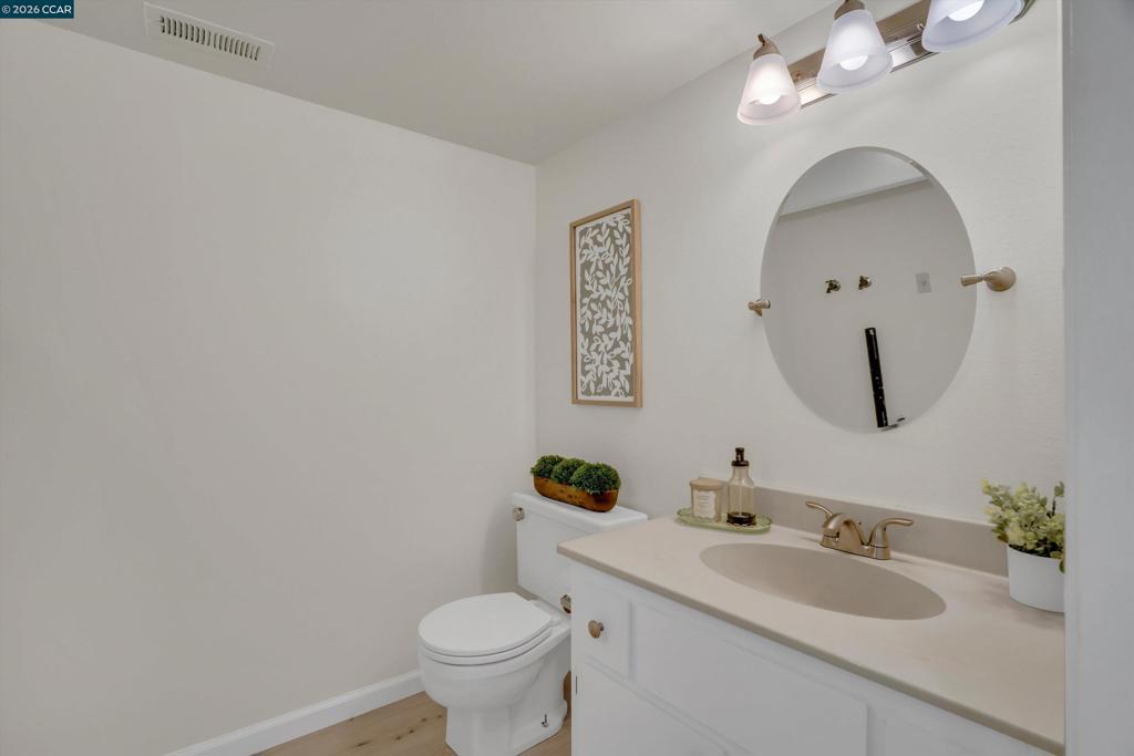 4344 Saint Charles Pl Property Photo 10