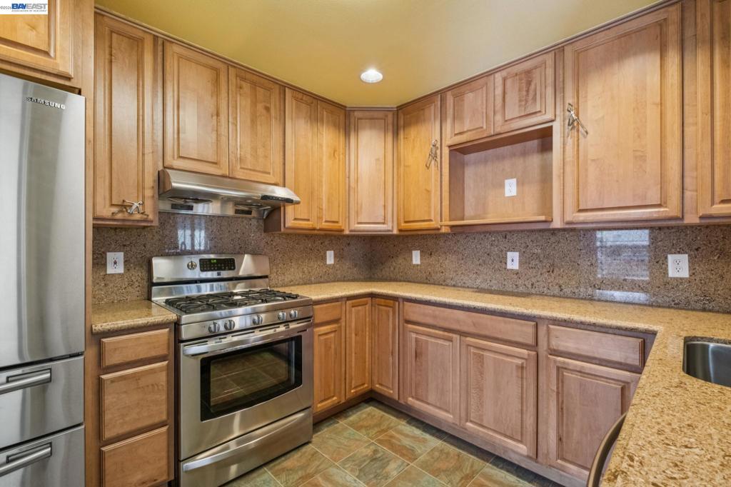 527 Capistrano Property Photo 10