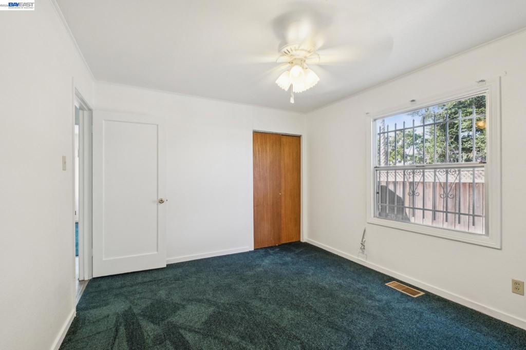 527 Capistrano Property Photo 23