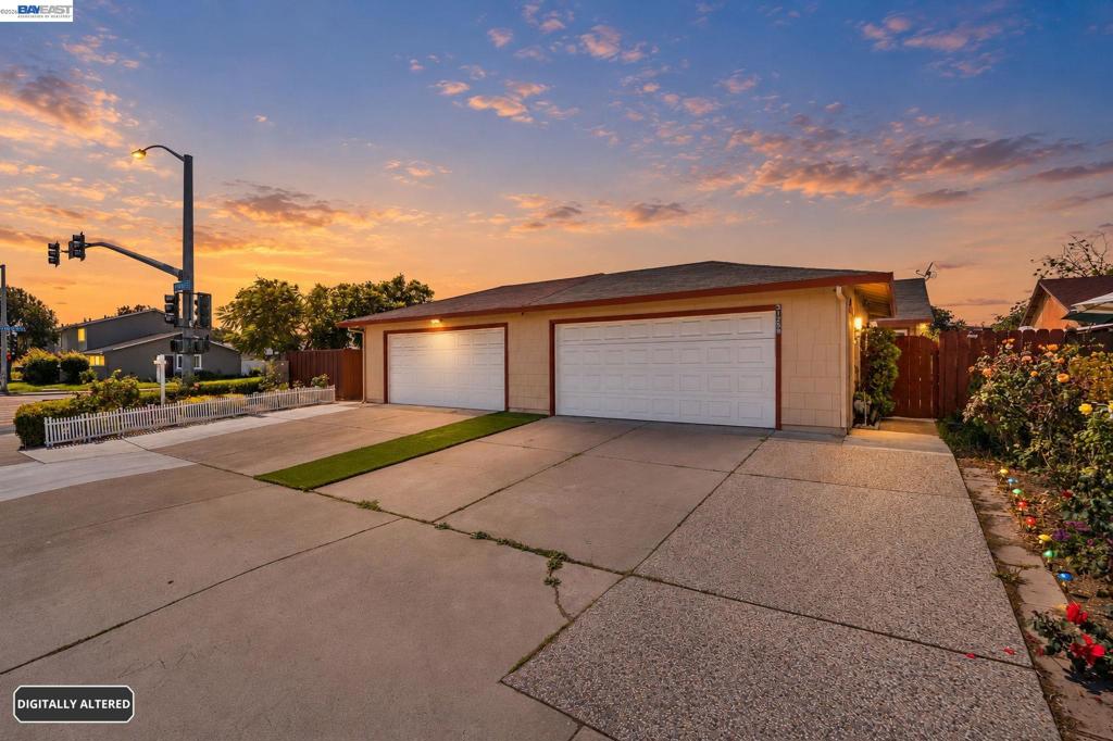 31261 Fredi St Property Photo 1
