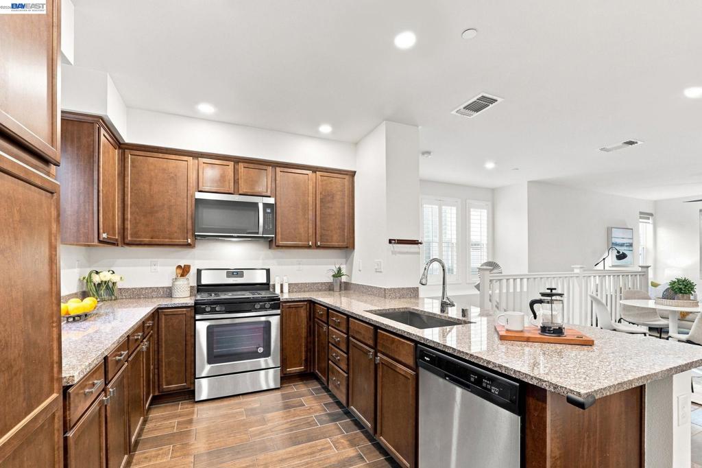 1418 Lavender Loop Property Photo 8