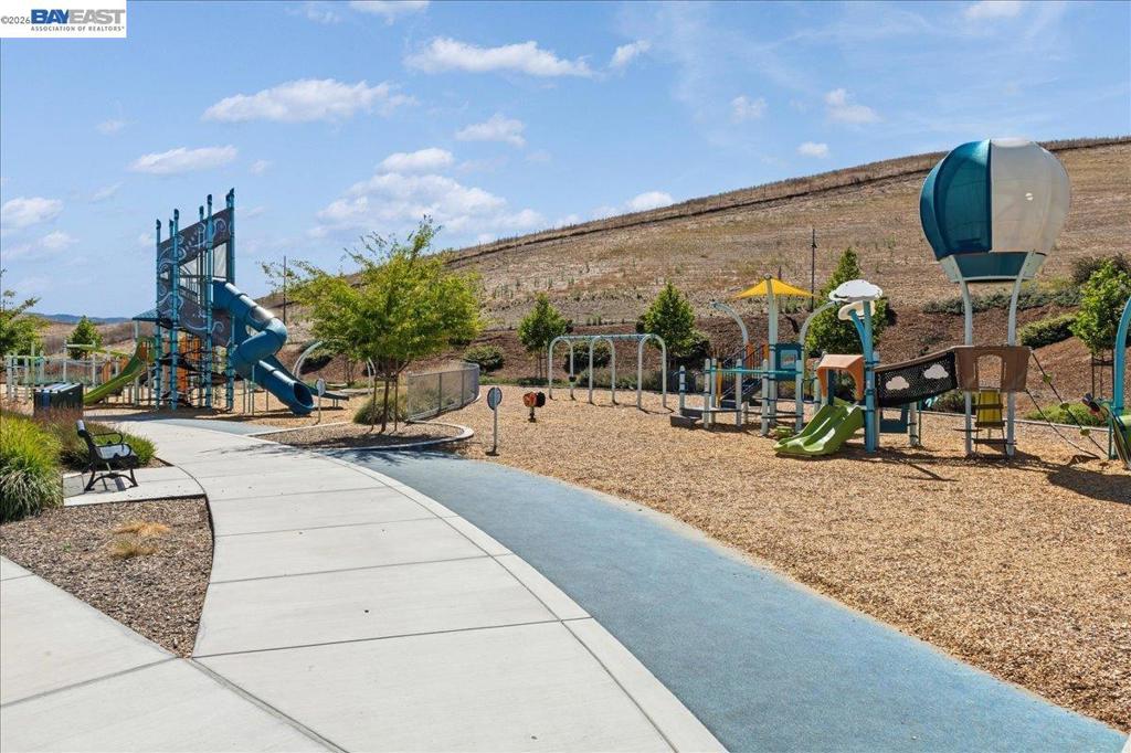 4398 Healdsburg Way Property Photo 40