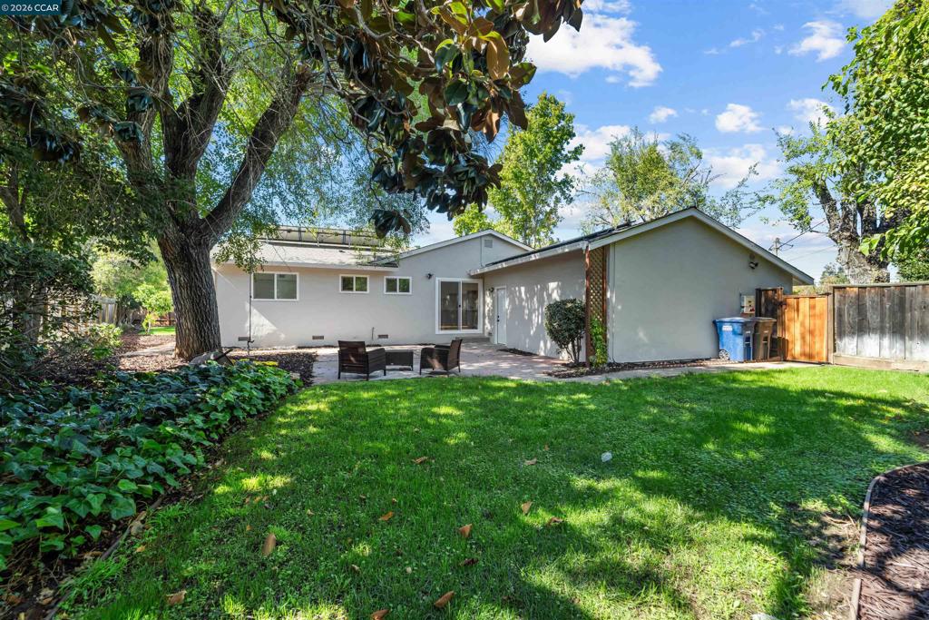 1408 Carmelita Ct Property Photo 31