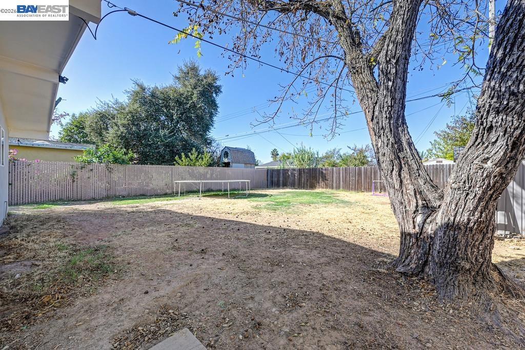3917 Haywood St Property Photo 36