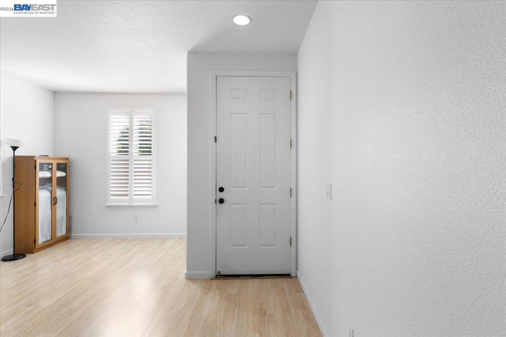 23 Mankato Ct. Property Photo 5