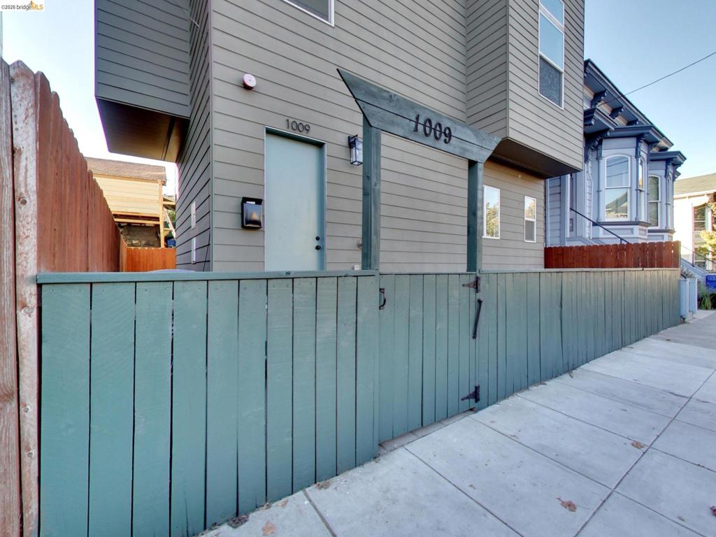 1009 Wood Property Photo 2