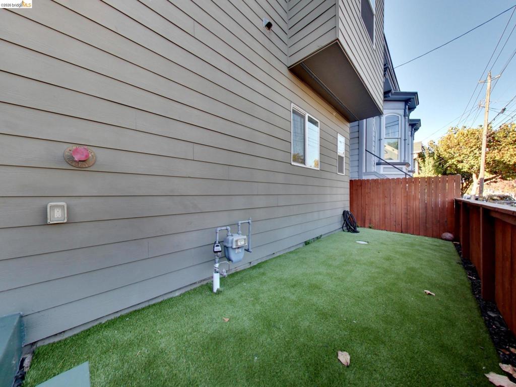 1009 Wood Property Photo 3