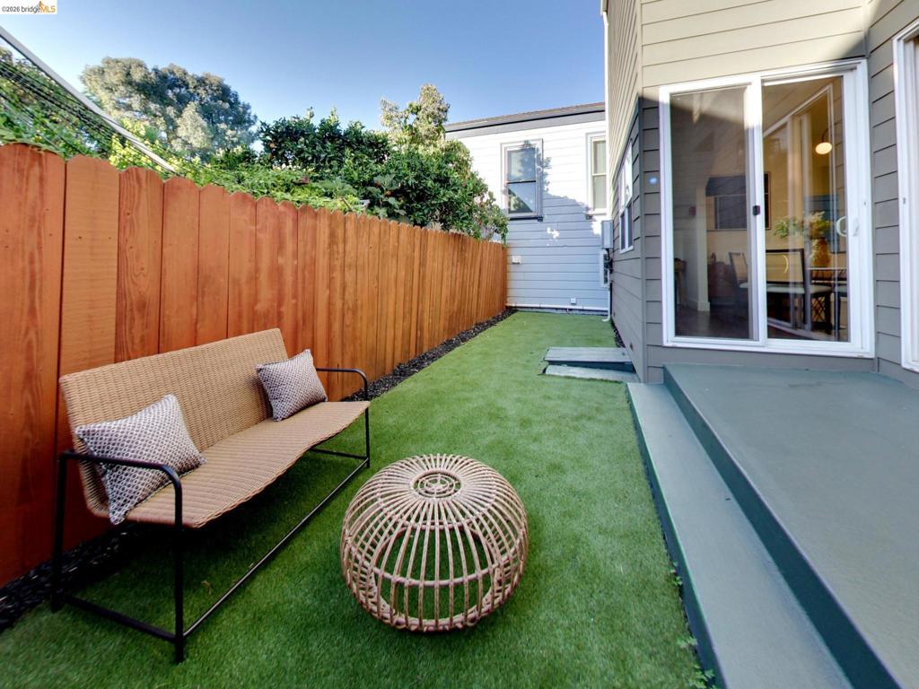 1009 Wood Property Photo 4