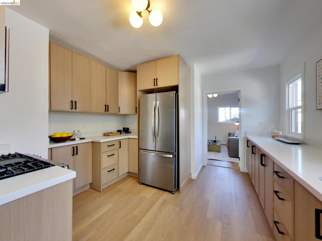 2701 Chestnut St Property Photo 13