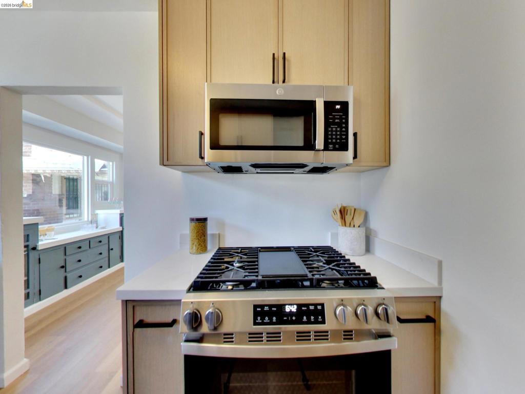2701 Chestnut St Property Photo 14