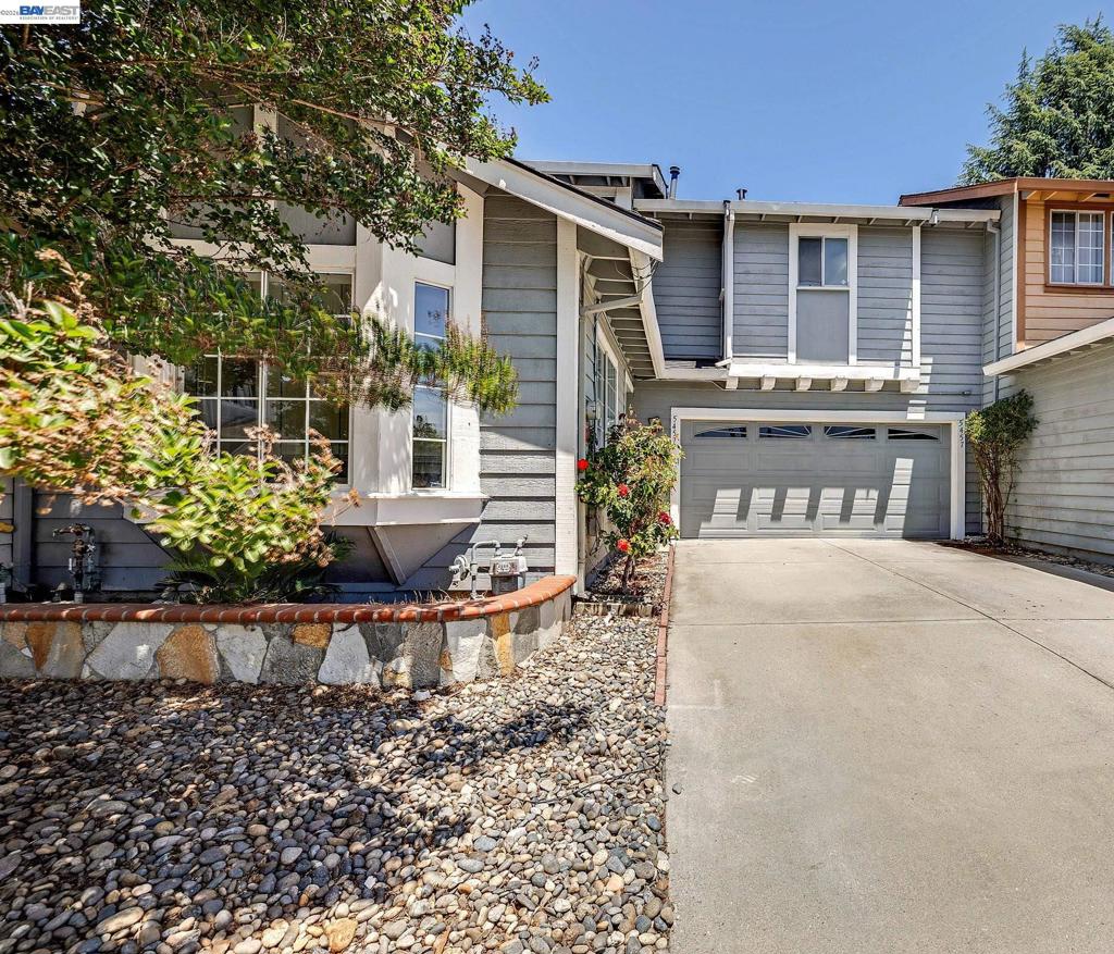5457 Giuffrida Ct Property Photo 1