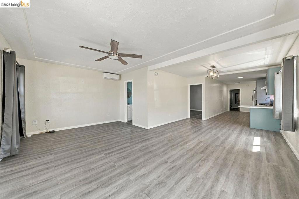 1614 72nd Ave Property Photo 10