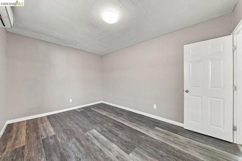 1614 72nd Ave Property Photo 19