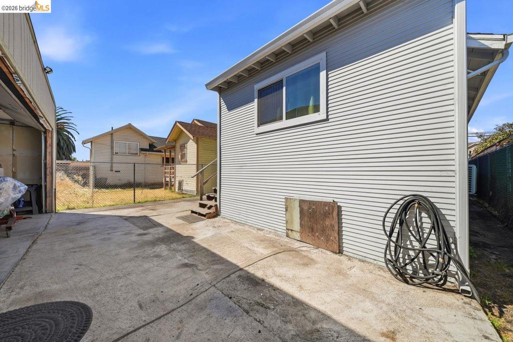 1614 72nd Ave Property Photo 36