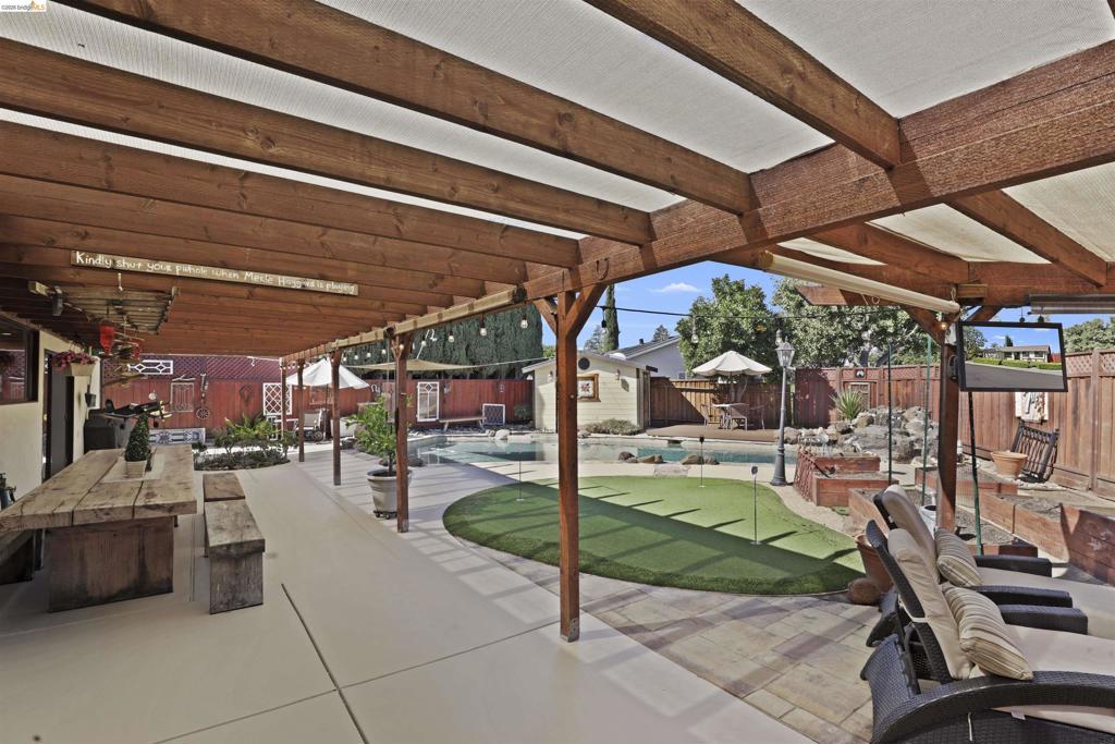3909 Boatwright Dr Property Photo 45
