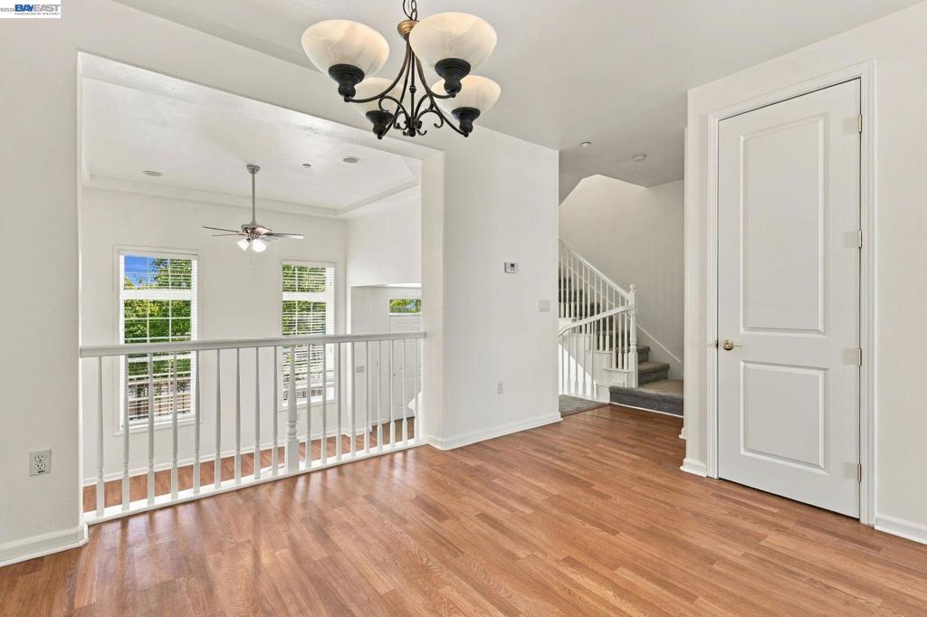 4542 Chancery Ln Property Photo 12