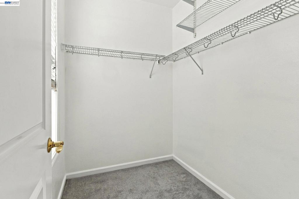 4542 Chancery Ln Property Photo 23