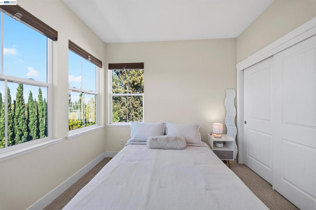 908 Arietta Dr Property Photo 34