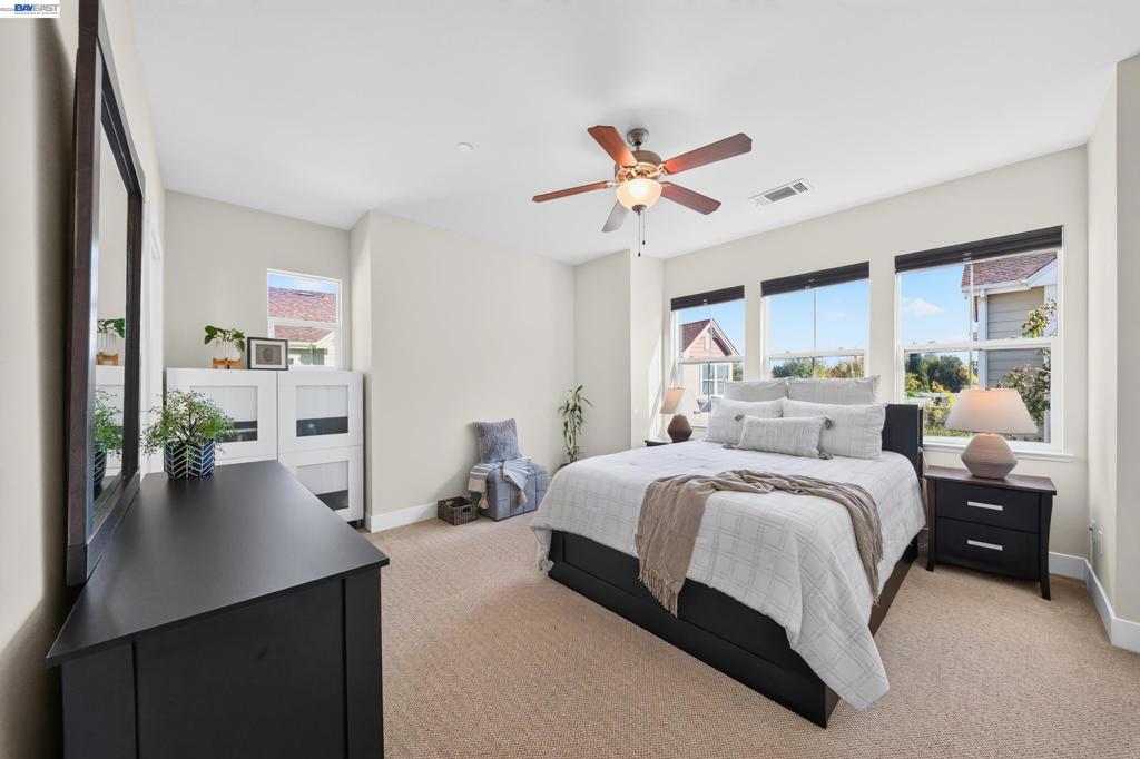 908 Arietta Dr Property Photo 36