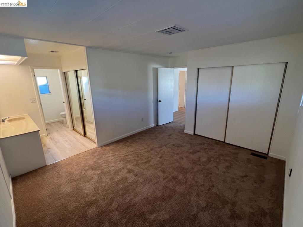 1150 W Winton Ave Property Photo 14