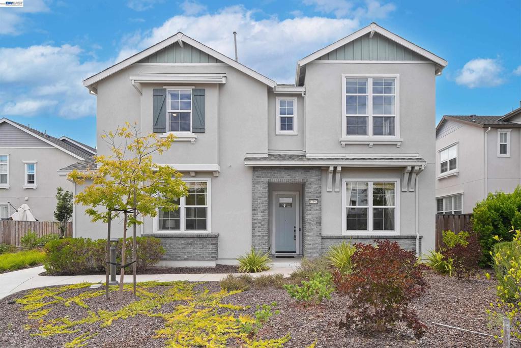 37592 Sea Bank St Property Photo 1