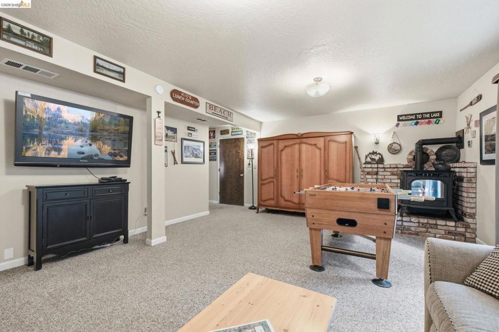 17874 Lark Dr Property Photo 26