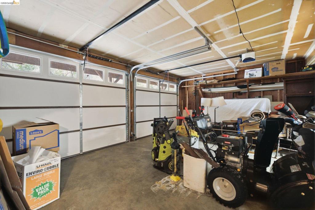 17874 Lark Dr Property Photo 31