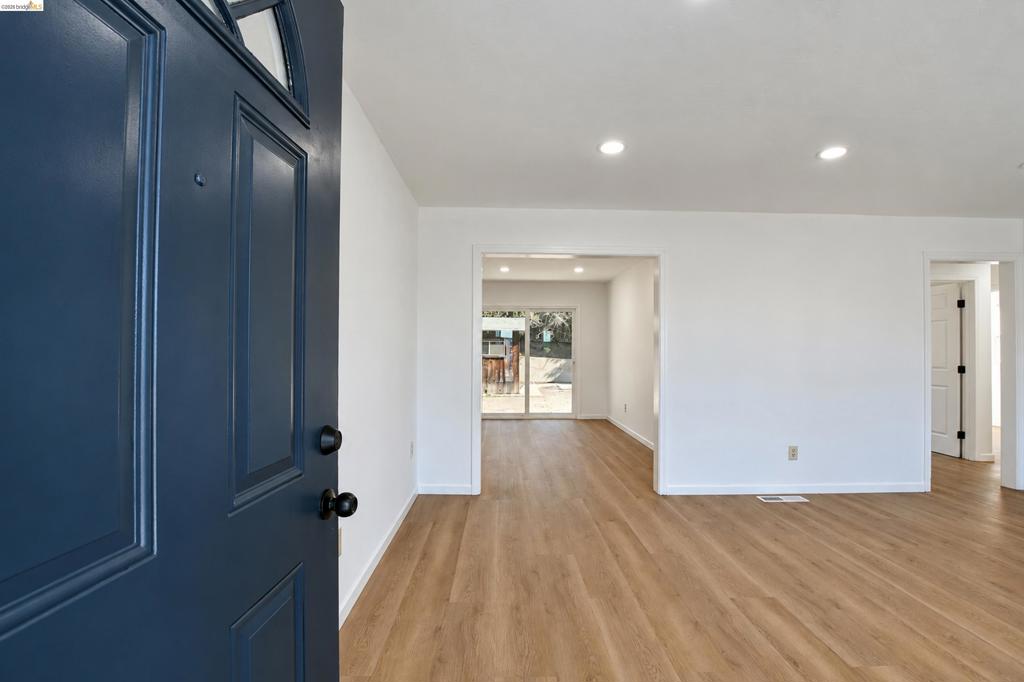 206 William Reed Dr Property Photo 8