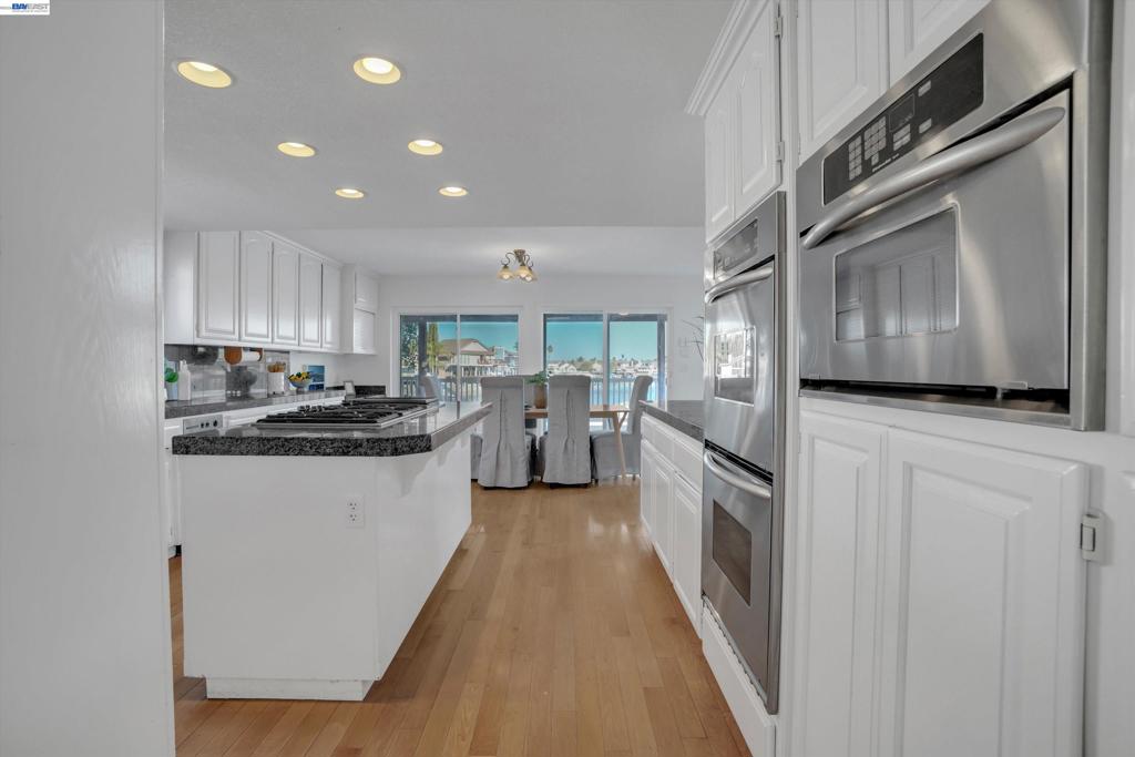 2019 Windward Pt Property Photo 7