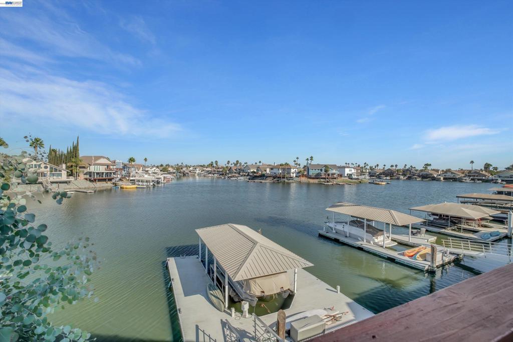 2019 Windward Pt Property Photo 12