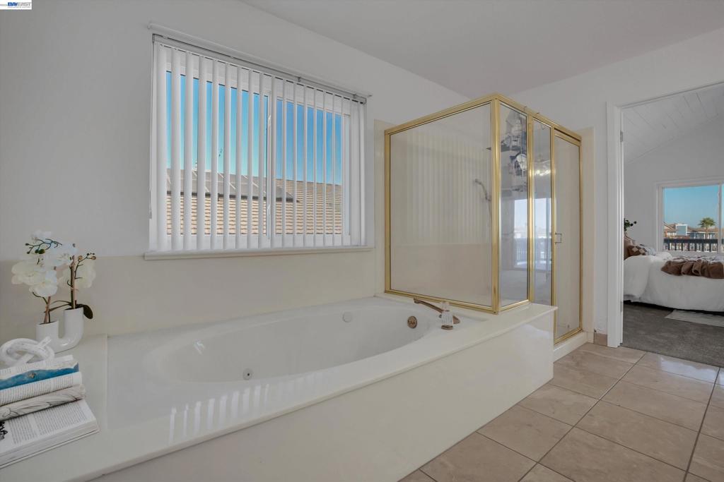 2019 Windward Pt Property Photo 18